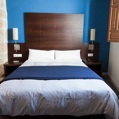 Apartamentos Sol De Mayo Убеда Экстерьер фото
