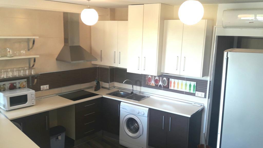 Apartamentos Sol De Mayo Убеда Экстерьер фото