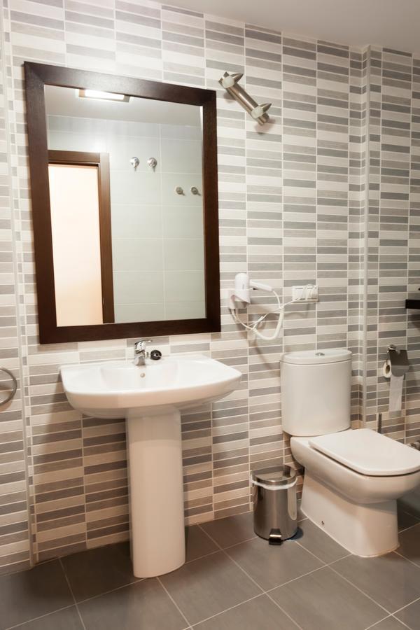 Apartamentos Sol De Mayo Убеда Экстерьер фото