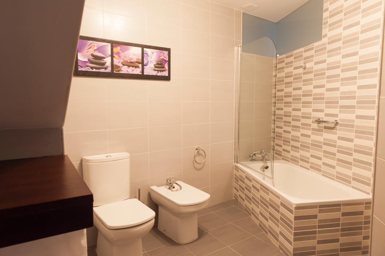 Apartamentos Sol De Mayo Убеда Экстерьер фото