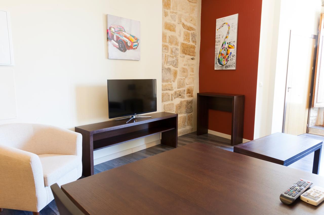 Apartamentos Sol De Mayo Убеда Экстерьер фото