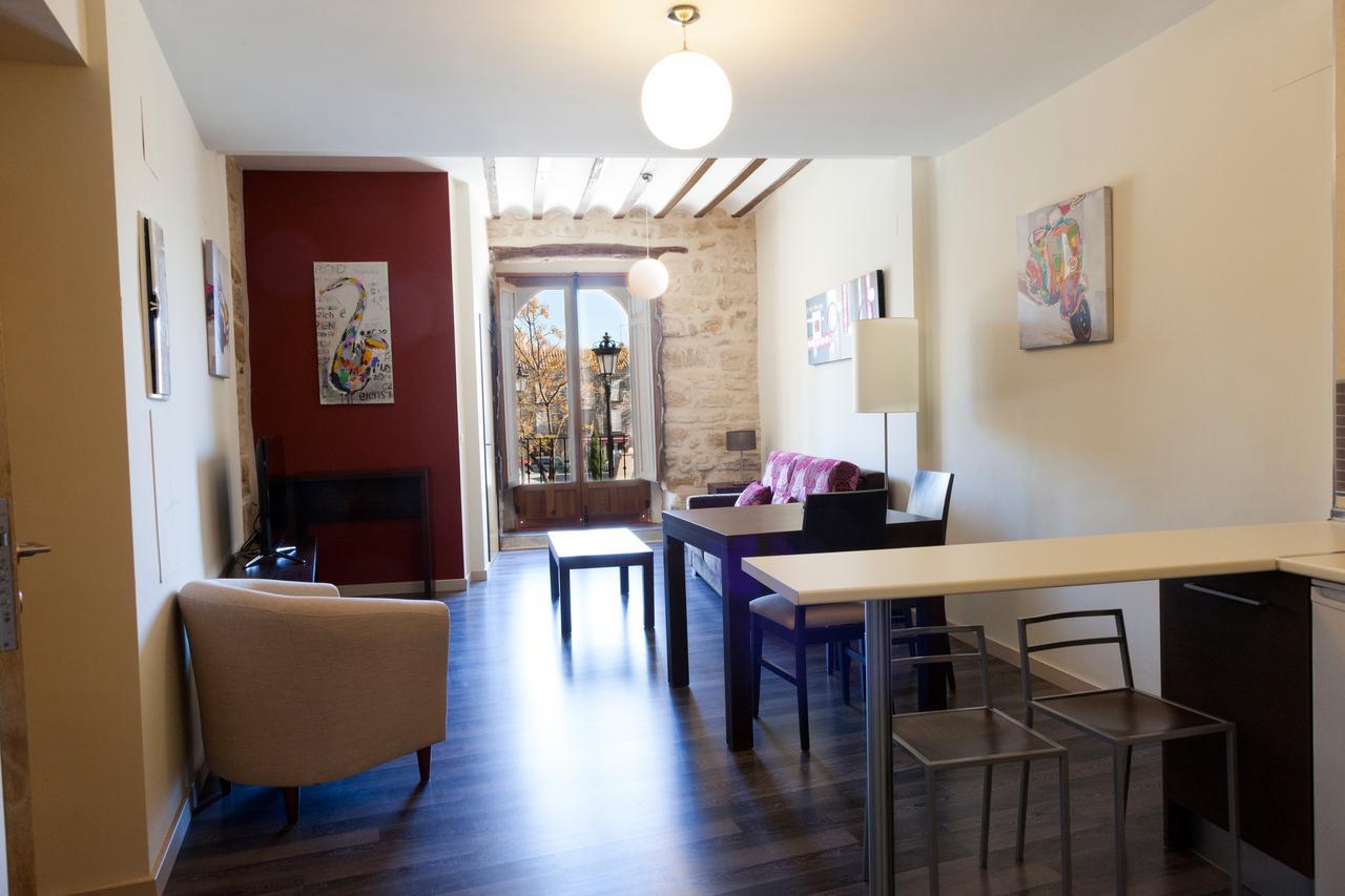 Apartamentos Sol De Mayo Убеда Экстерьер фото