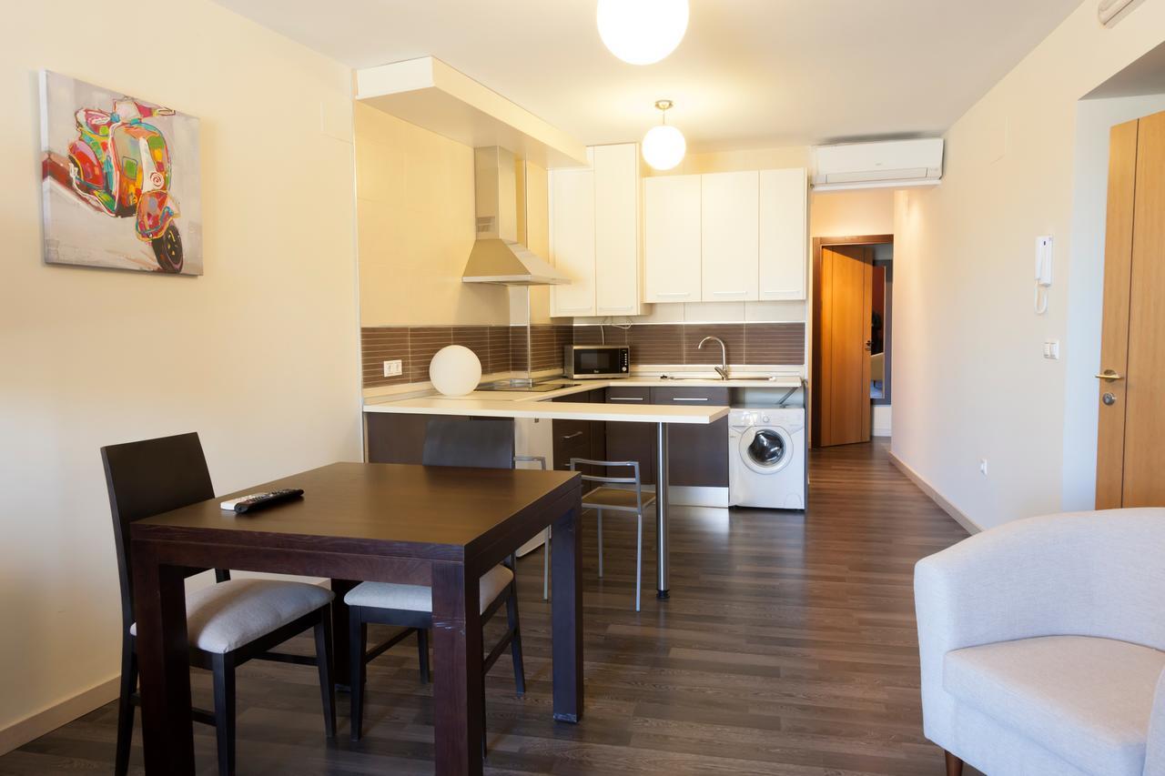 Apartamentos Sol De Mayo Убеда Экстерьер фото