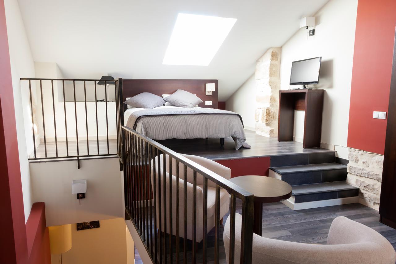 Apartamentos Sol De Mayo Убеда Экстерьер фото